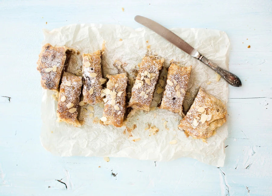 How to Make a Vegan & Gluten-Free Almond Blondie – Simple and Delicious